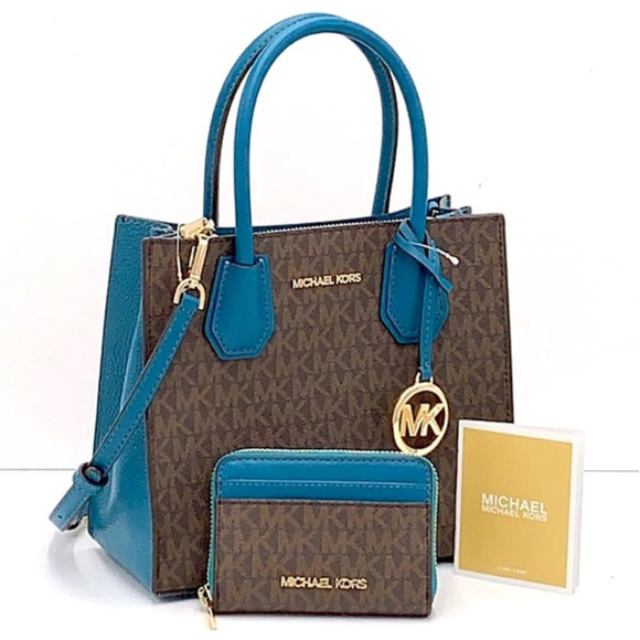Michael Kors Handbags - MICHAEL KORS MERCER MEDIUM MESSENGER CROSSBODY BAG & MEDIUM ZIP AROUND W…
